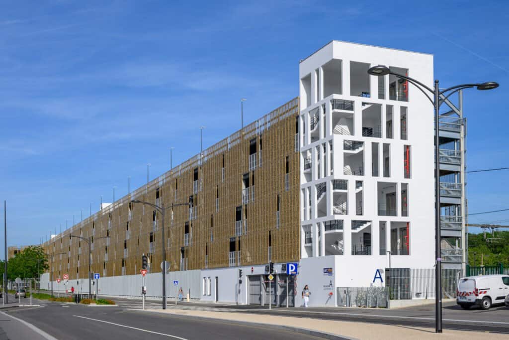 Parc Relais, gare de La Verrière © C. Lauté, Sqy