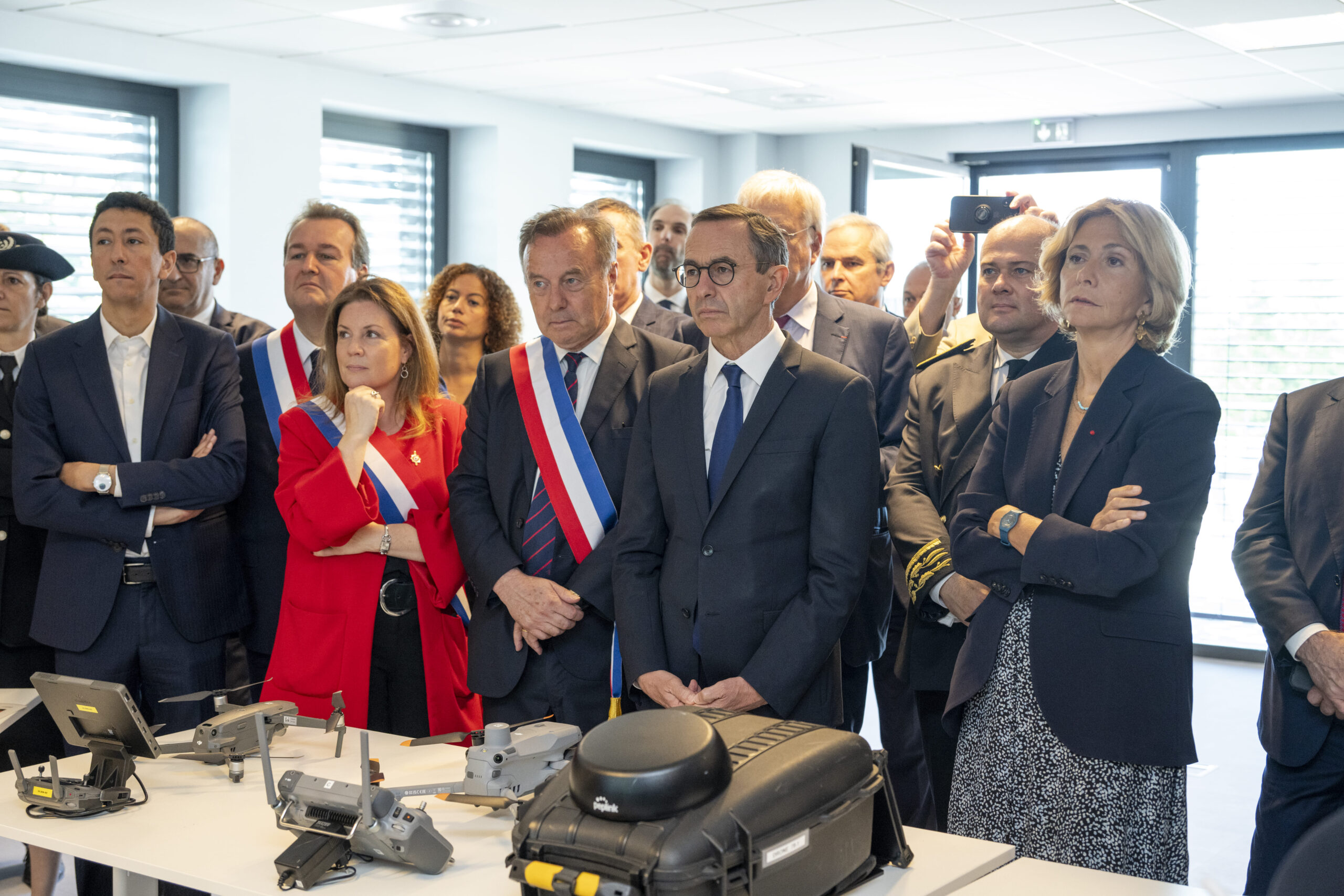 inauguration de l'hôtel de Police de SQY députés